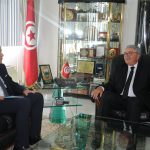 وزير الدفاع الوطني مع سفير فرنسا بتونس