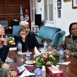 وزير الدفاع الوطني في زيارة تفقد إلى القاعدة العسكرية بالعمران